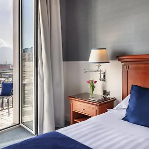 Starhotels Terminus 4* Napels